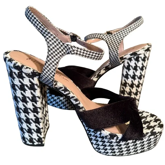 Betsey Johnson NWT Sz 11 Melanni Houndstooth Platform Heels with Black Bow SH297 - Picture 6 of 15